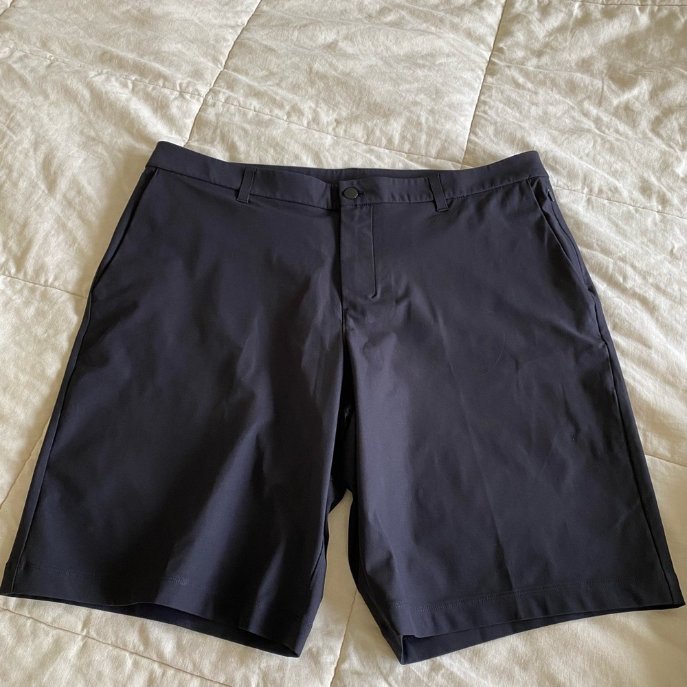 Lululemon Mens Commission Shorts 38 waist 11” inch inseam - Picture 3 of 8